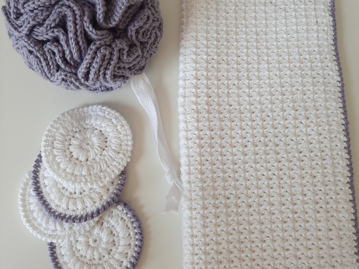 Its Pamper Time!!! Free Pattern for Spa Set